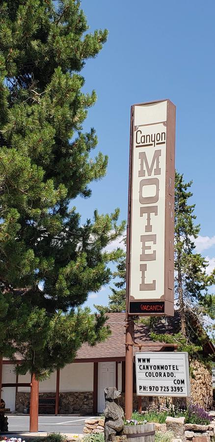 Canyon Motel Near Rocky Mountain National Park Хот-Сульфур-Спрінгз Екстер'єр фото
